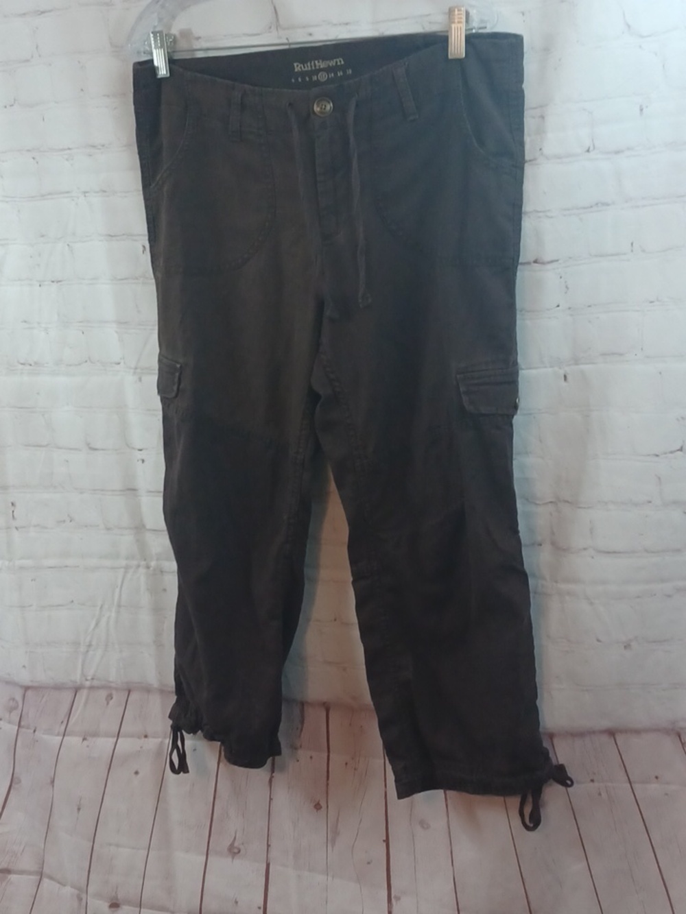 ruff hewn linen blend cargo capri pants womens size 12 brown  beach tie hem - Picture 3 of 10